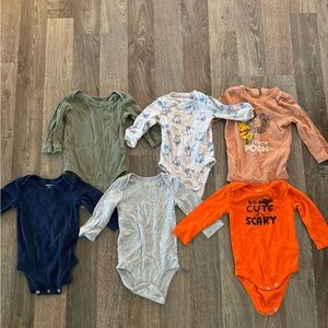 Baby long sleeve onesie bundle 6months